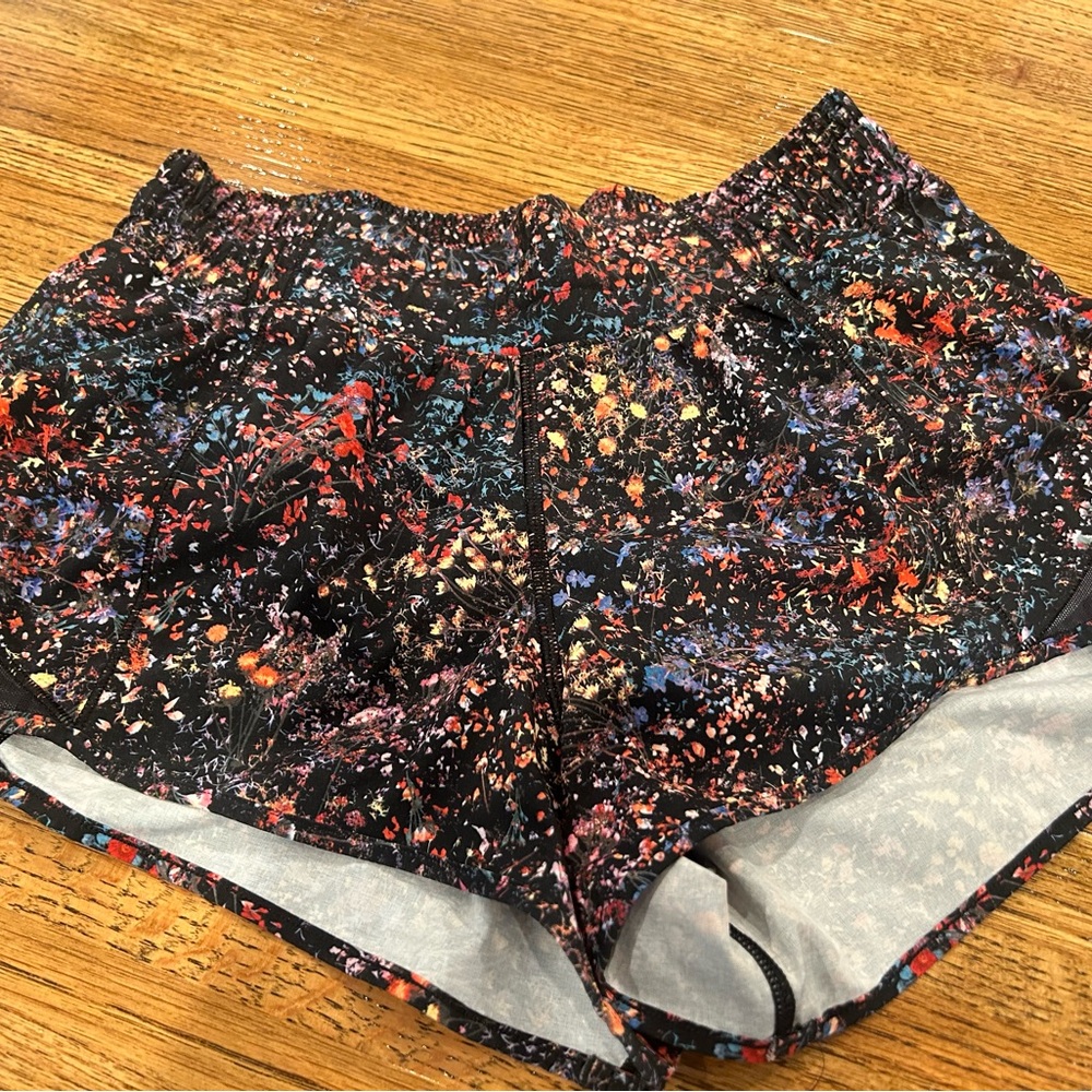 Lululemon, size 6